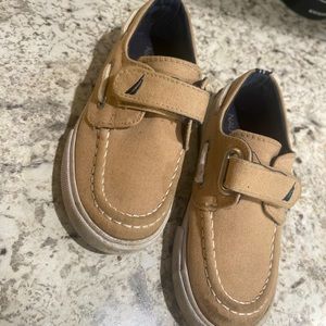 Toddler shoes